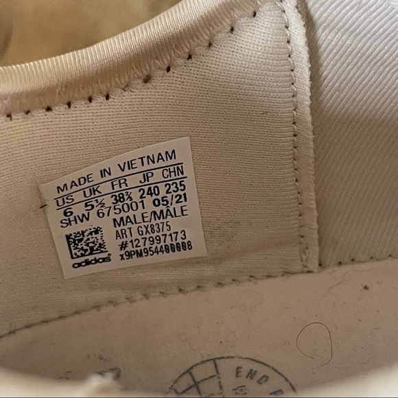 Adidas NMD_R1 Primeblue Sneakers - Picture 14 of 14